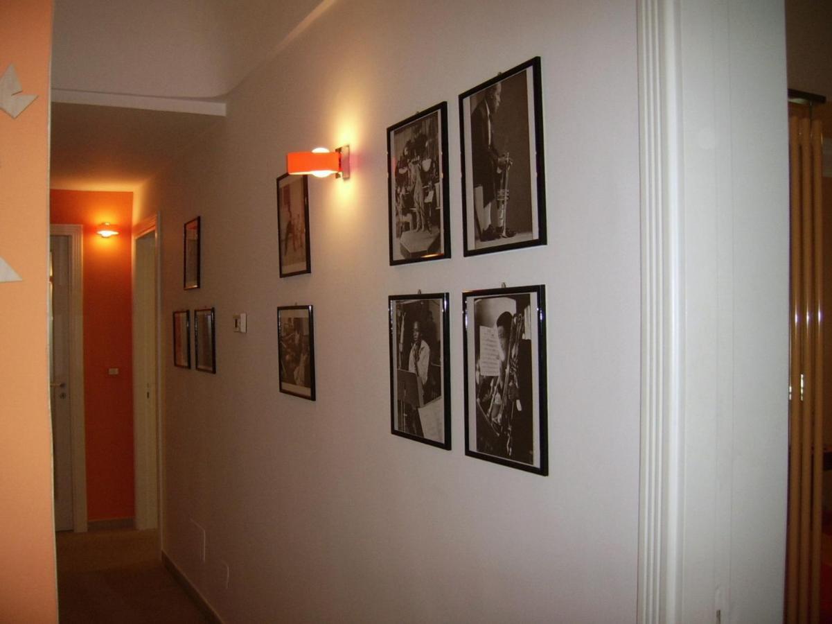Ferienwohnung Casa Di Chiara Pieno Centro Storico CTA Exterior foto